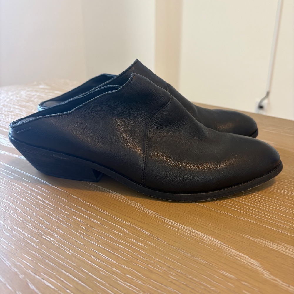 Eileen Fisher Black Leather Pointed Toe Mules Low Stacked Heel Slides Womens 9